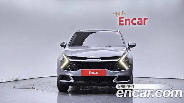 Kia Sportage 2022 — Фото 3/20