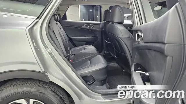 Kia Sportage 2022 — Фото 12/20