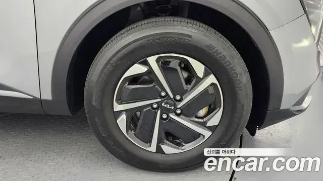 Kia Sportage 2022 — Photo 7/30