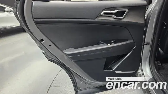 Kia Sportage 2022 — Photo 19/30