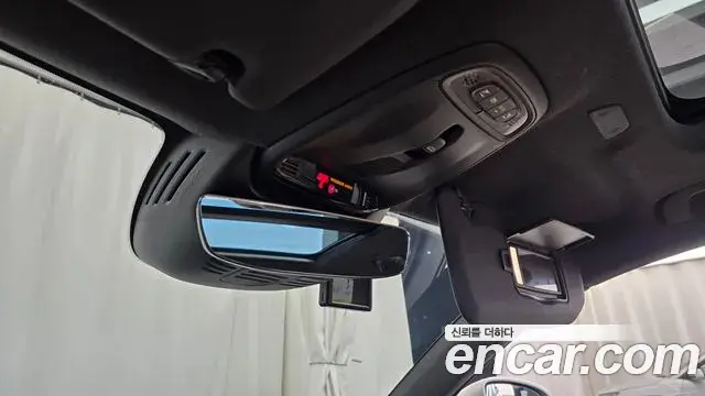 Volvo XC40 2020 — Photo 3/33