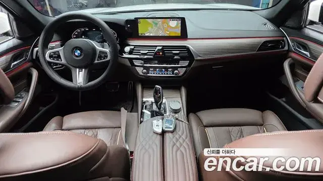 BMW 5 Series 2020 — Photo 4/31