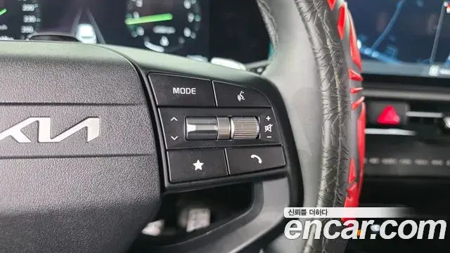 Kia Sportage 2025 — Şəkil 5/36