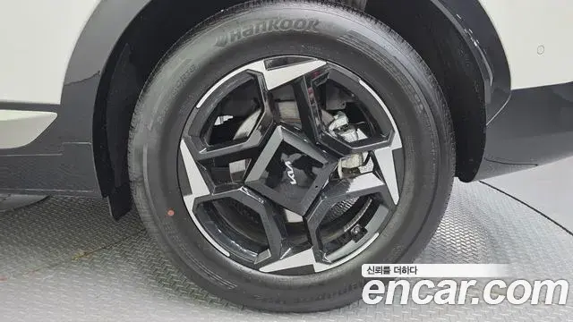 Kia Sportage 2025 — Şəkil 2/36