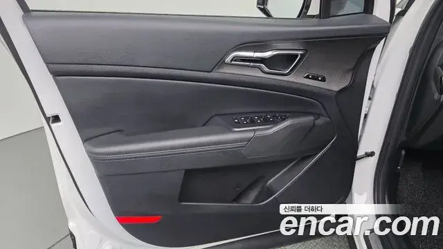 Kia Sportage 2025 — Şəkil 6/36