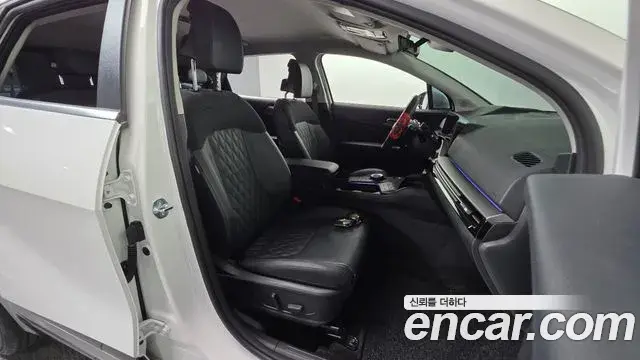 Kia Sportage 2025 — Şəkil 32/36