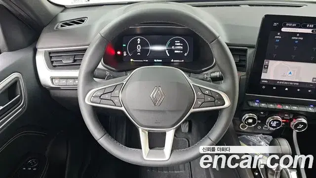 Renault Samsung Arkana 2025 — Şəkil 17/32