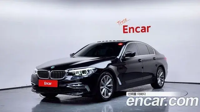 BMW 5 Series 2019 — Фото 1/20