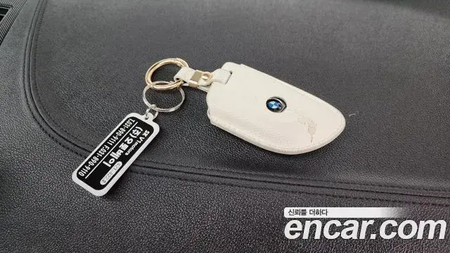BMW 5 Series 2019 — Şəkil 18/34