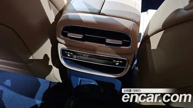 Genesis GV80 2021 — Şəkil 15/37