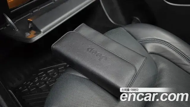 Jeep Cherokee 2019 — ფოტო 36/36
