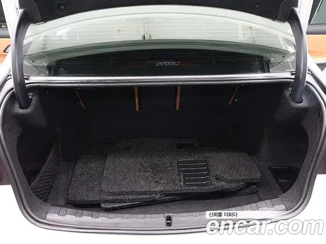 BMW 3 Series 2023 — ფოტო 4/20