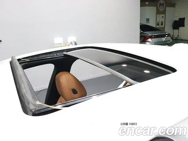 BMW 3 Series 2023 — ფოტო 7/20