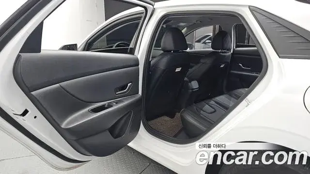 Hyundai Avante 2022 — Фото 11/20