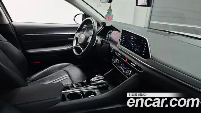 Hyundai Sonata Hybrid 2021 — ფოტო 30/30
