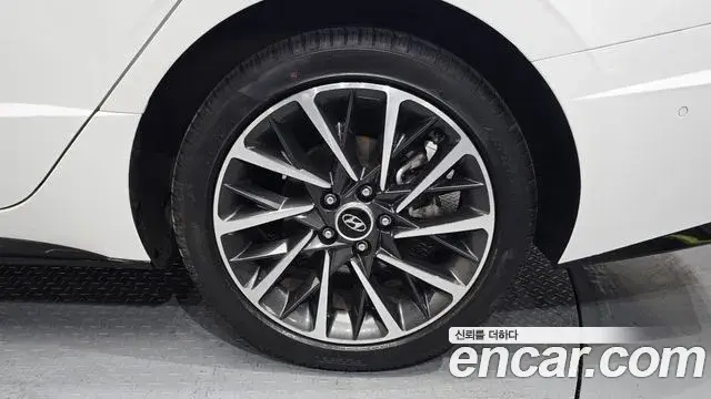 Hyundai Sonata Hybrid 2021 — ფოტო 12/30