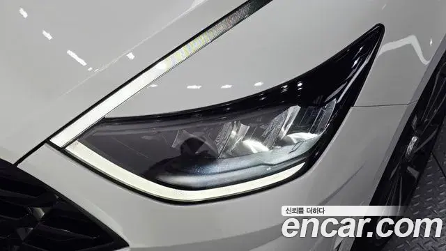 Hyundai Sonata Hybrid 2021 — ფოტო 27/30