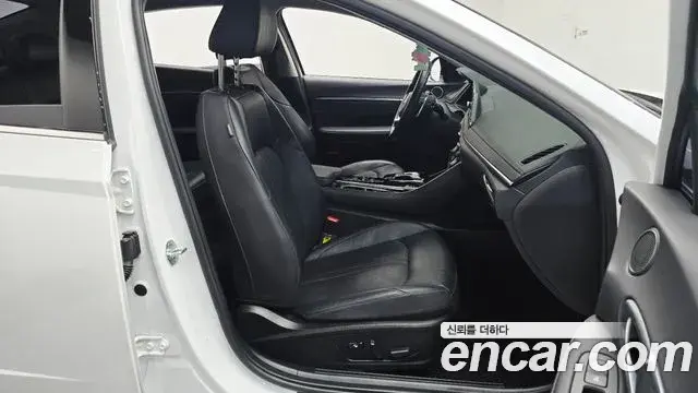 Hyundai Sonata Hybrid 2021 — ფოტო 26/30