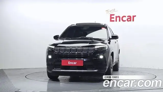 Jeep Compass 2022 — Фото 2/20