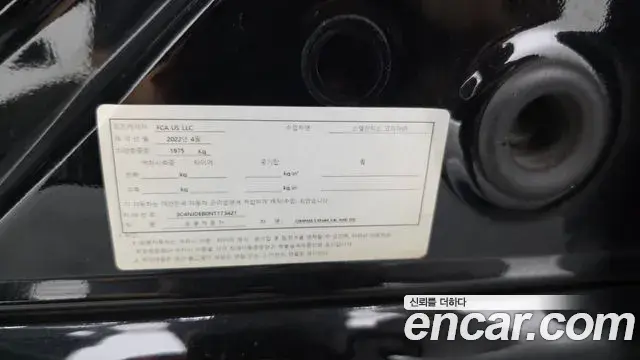 Jeep Compass 2022 — Photo 28/33