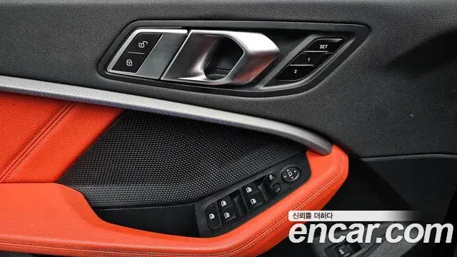BMW 1 Series 2021 — Photo 29/32