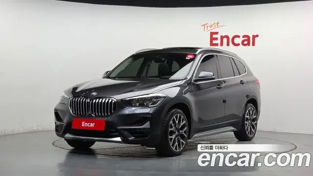 BMW X1 2022 — ფოტო 4/20