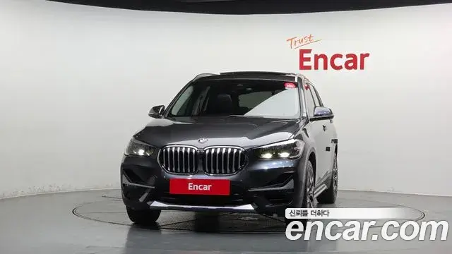 BMW X1 2022 — ფოტო 5/20