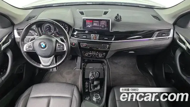 BMW X1 2022 — ფოტო 8/20