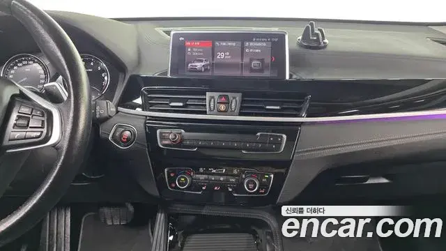BMW X1 2022 — ფოტო 2/20