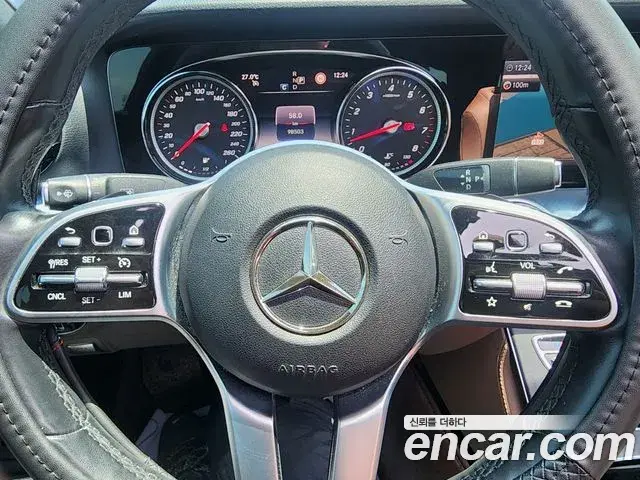 Mercedes-Benz E-Class 2019 — Şəkil 10/20