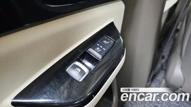 Kia Carnival 2021 — Фото 15/20