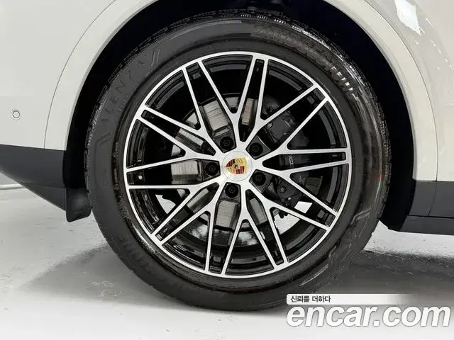 Porsche Cayenne 2024 — Şəkil 18/20