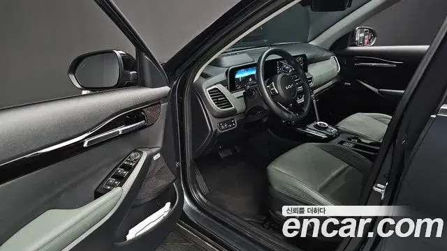Kia Seltos 2024 — Şəkil 25/33