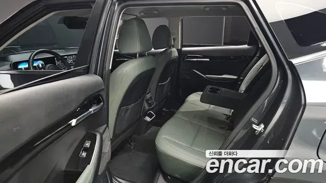 Kia Seltos 2024 — Şəkil 18/33