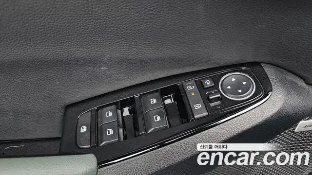 Kia Seltos 2024 — Şəkil 24/33