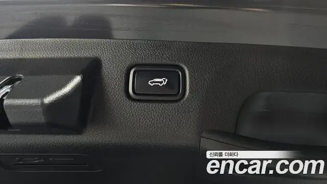 Kia Seltos 2024 — Şəkil 20/33