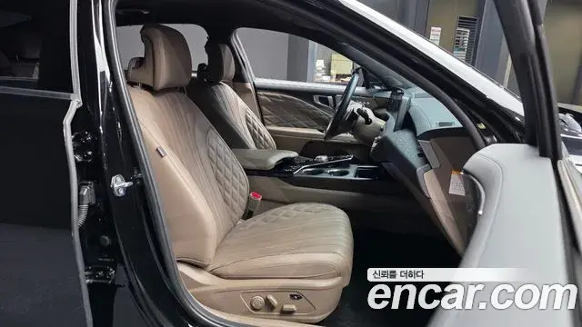 Kia K8 2023 — ფოტო 16/20