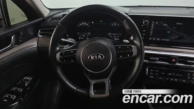 Kia K5 2020 — Şəkil 17/20
