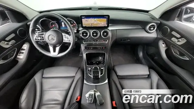 Mercedes-Benz C-Class 2019 — Фото 7/20