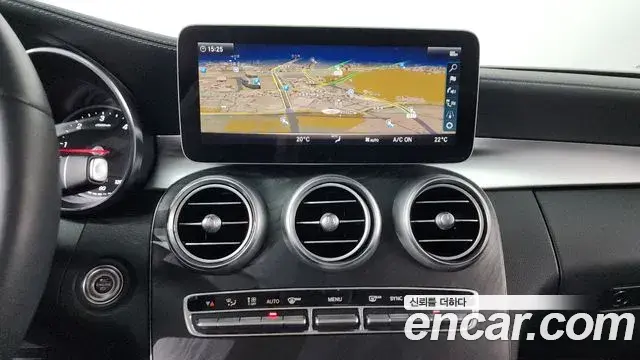 Mercedes-Benz C-Class 2019 — Фото 12/20