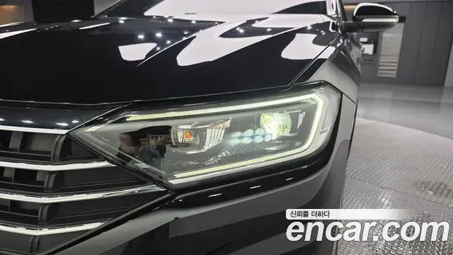 Volkswagen Jetta 2021 — Şəkil 7/32