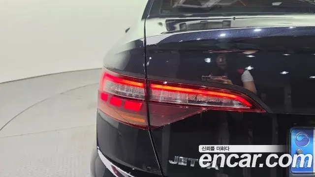 Volkswagen Jetta 2021 — Şəkil 5/32