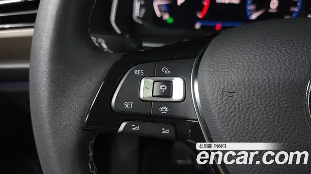 Volkswagen Jetta 2021 — Şəkil 12/32