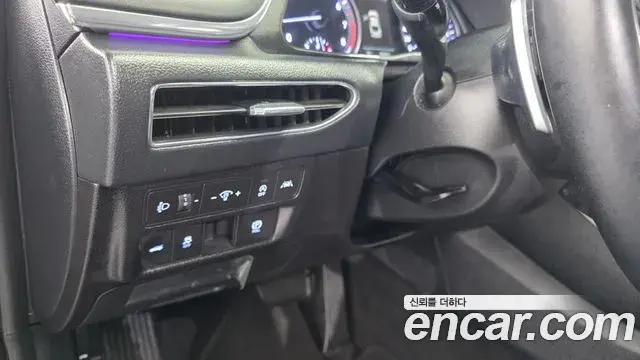 Hyundai Sonata Hybrid 2022 — Photo 21/34