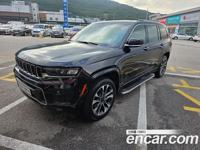 Jeep Grand Cherokee 2021 — Фото 2/20