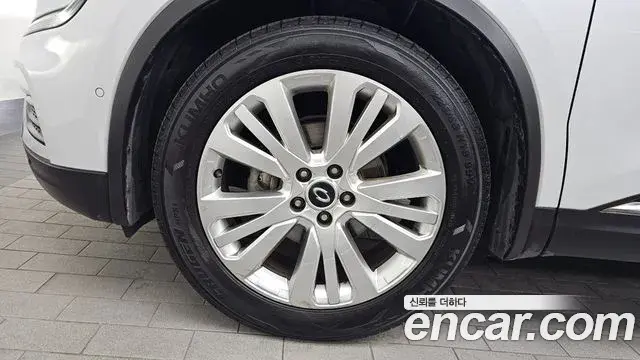 Renault Samsung QM6 2021 — ფოტო 13/36