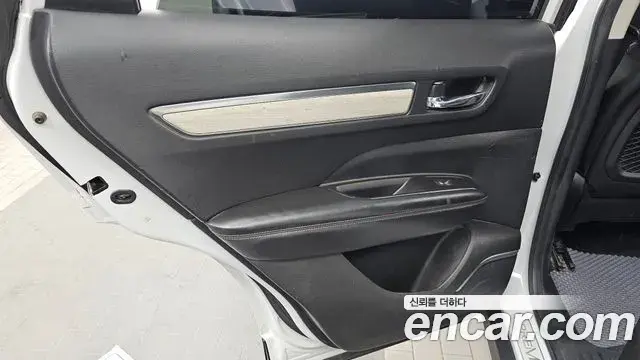 Renault Samsung QM6 2021 — ფოტო 15/36