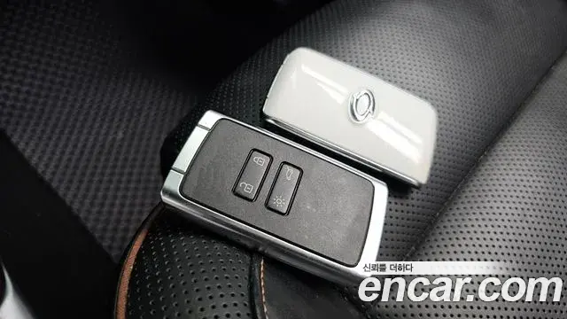 Renault Samsung QM6 2021 — ფოტო 11/36