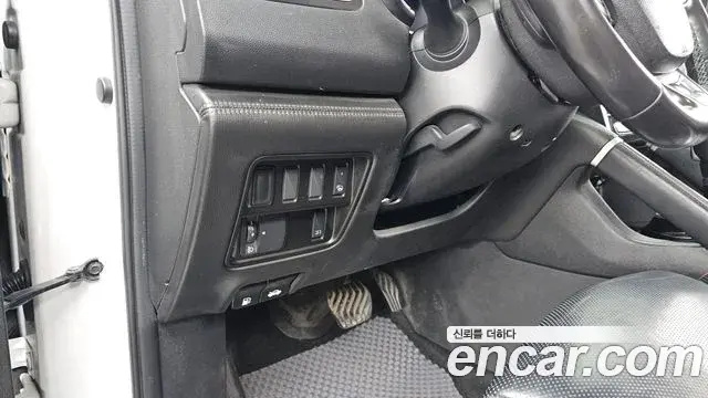 Renault Samsung QM6 2021 — ფოტო 31/36