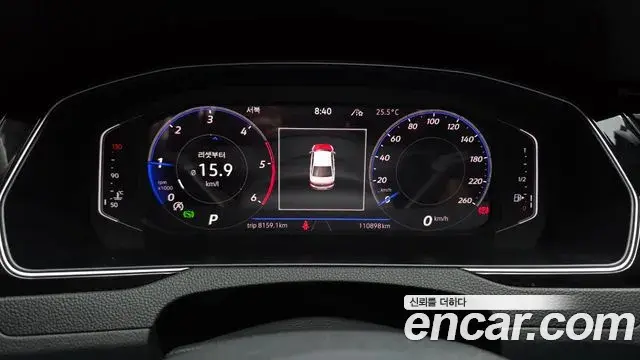 Volkswagen Passat GT 2022 — Photo 19/33